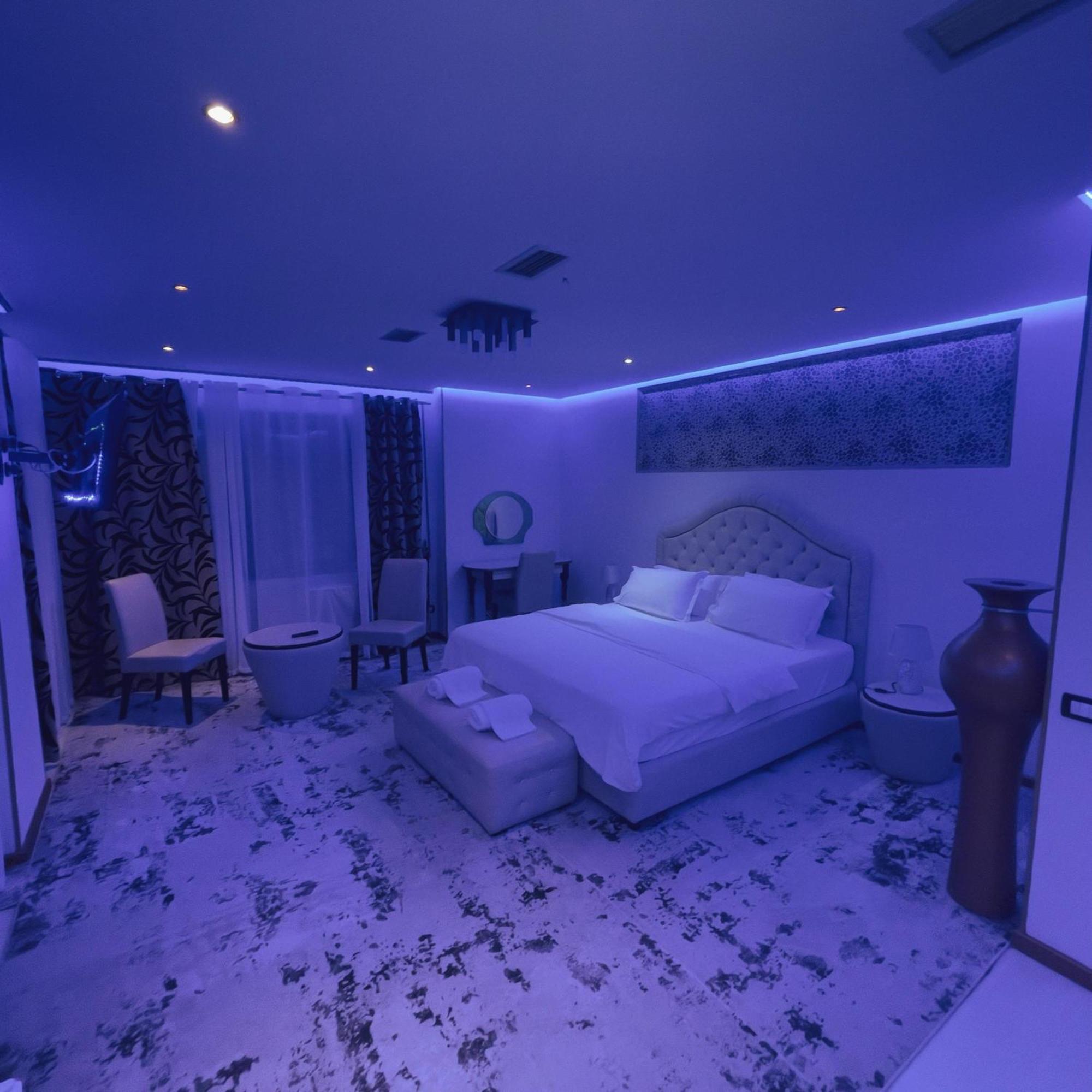Hotel Rosa Blu ติรานา ภายนอก รูปภาพ